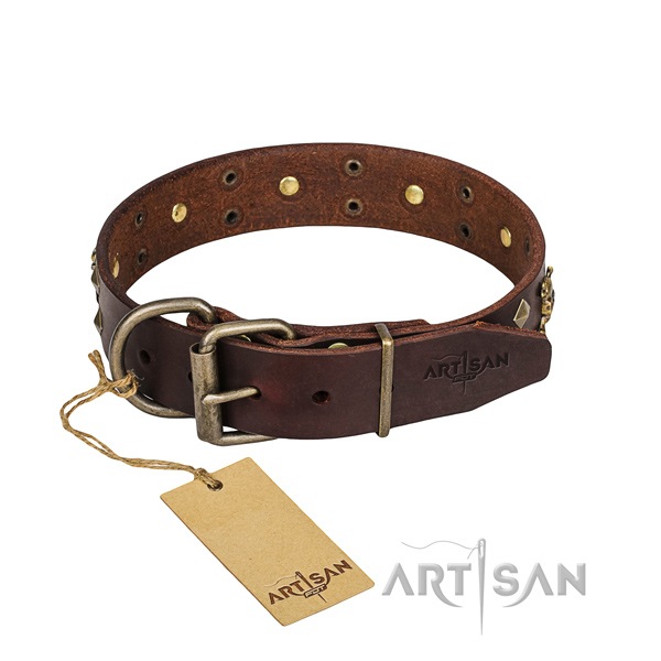 Hardwearing leather dog collar with riveted fittings for Mastiff