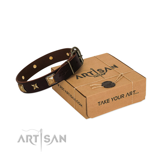 Stylish design full grain genuine leather collar for your lovely canine